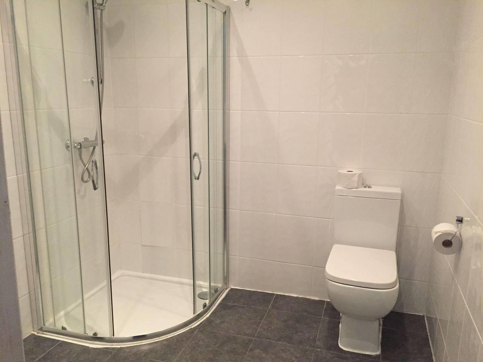 Rotana Hotel Ilford Kültér fotó