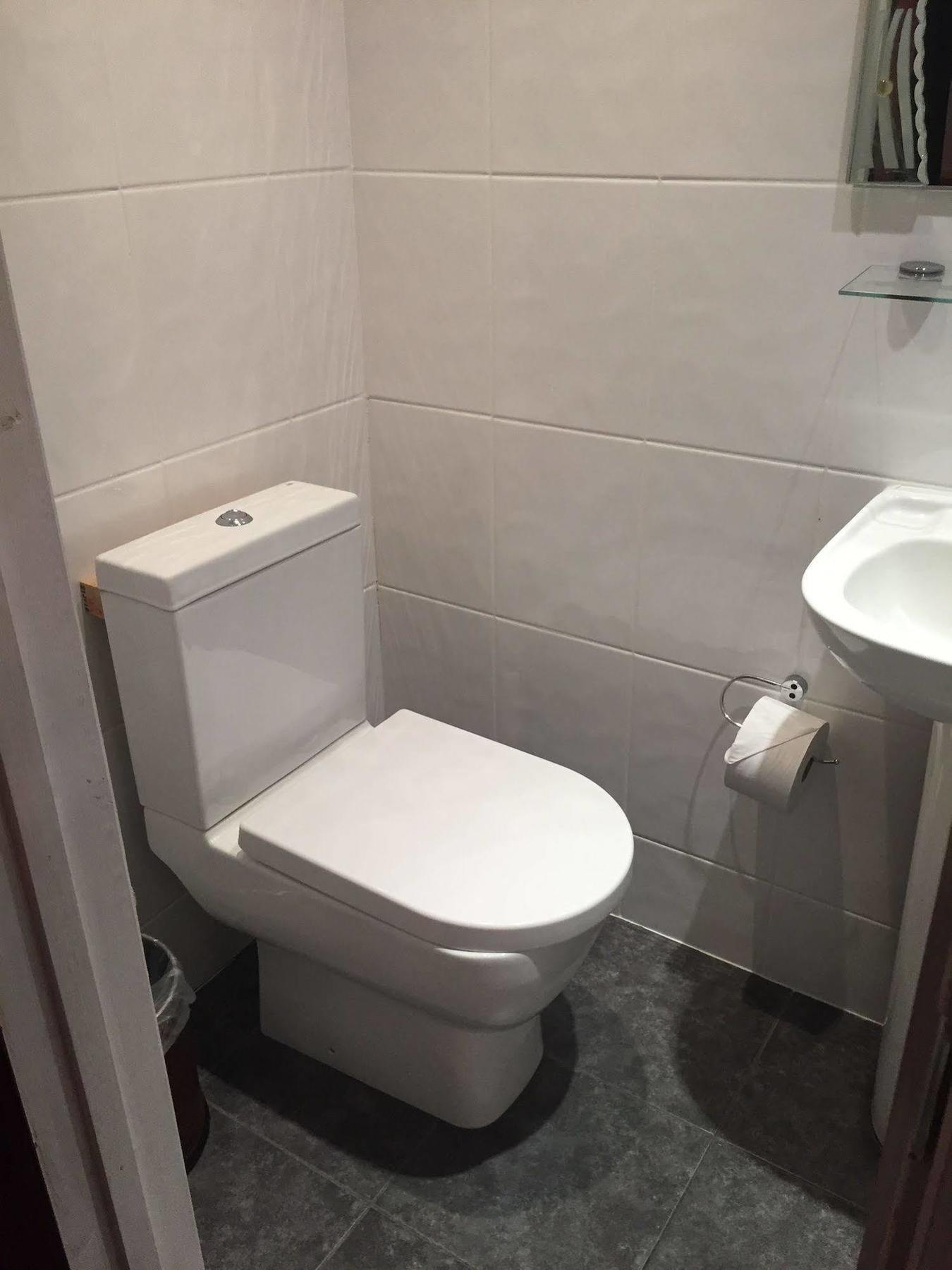 Rotana Hotel Ilford Kültér fotó